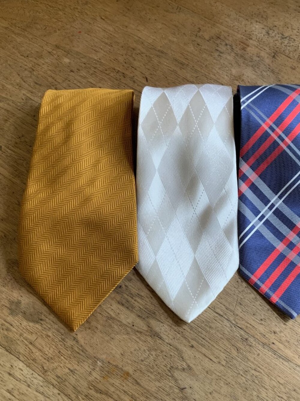 Men's Neckties. La Chateau, Alexander Juan. 56 Inches